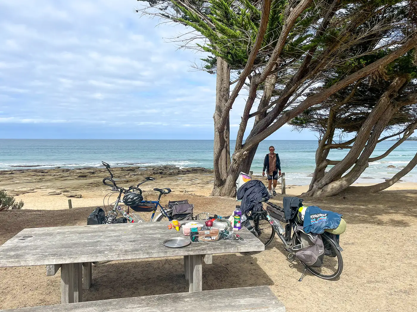 Radfahrer am Meer